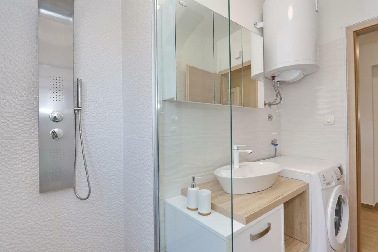 Two New Apartments By The Town Center Zadar Exteriér fotografie